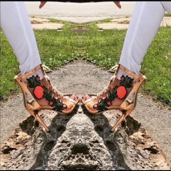 COPY - Rose Gold Floral Bootie - Picture 5 of 5